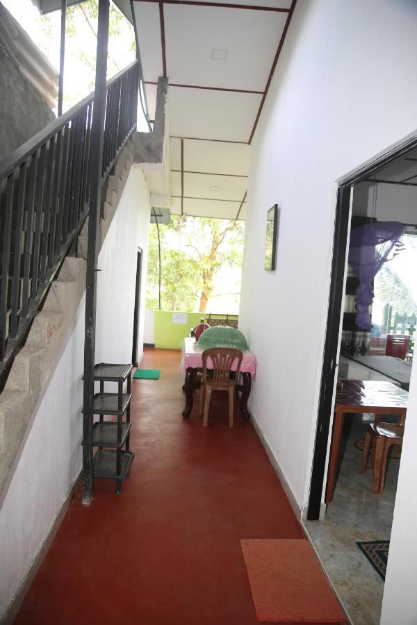 9 Arch View Rest Inn 엘라 외부 사진