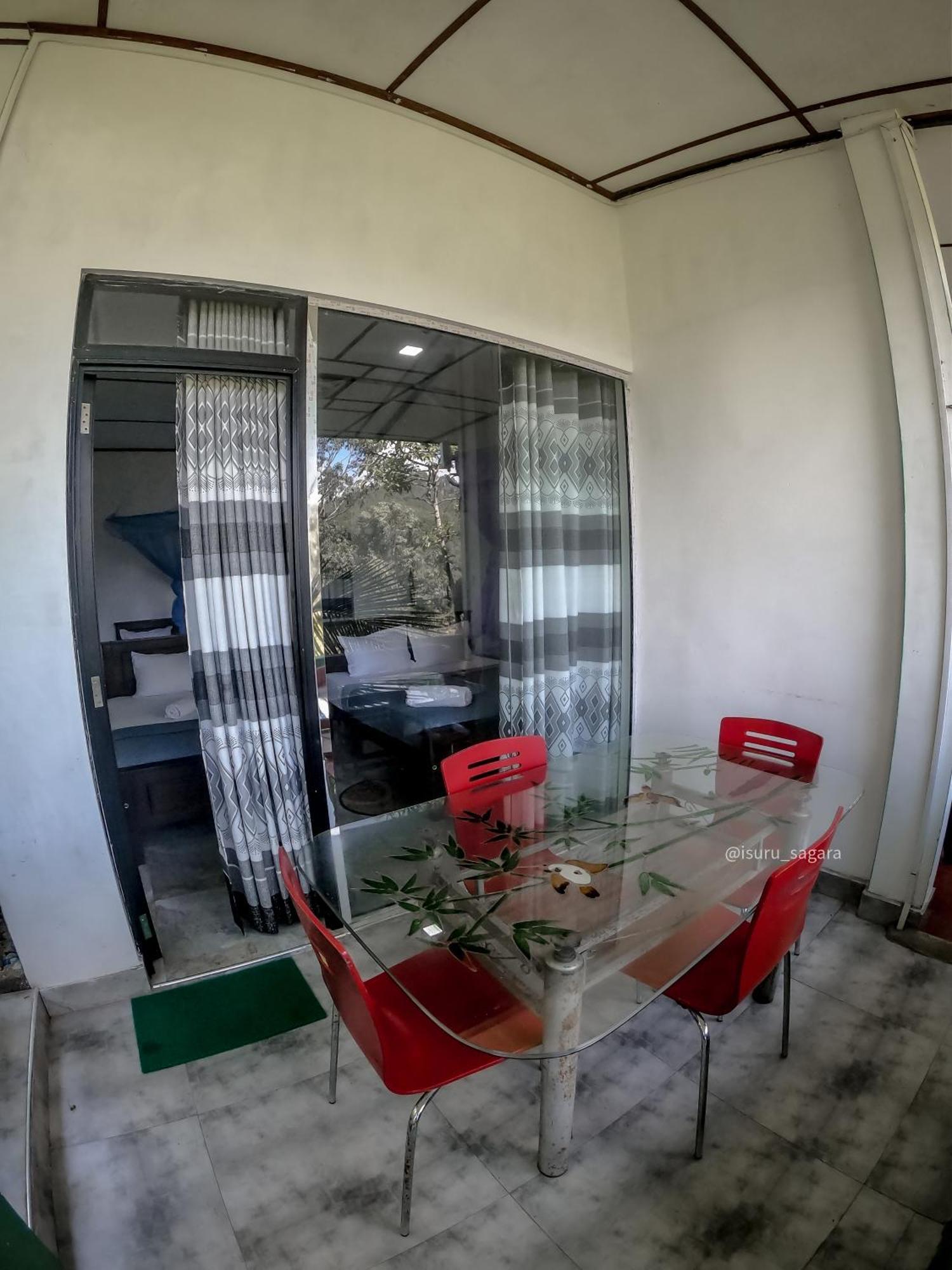 9 Arch View Rest Inn 엘라 외부 사진