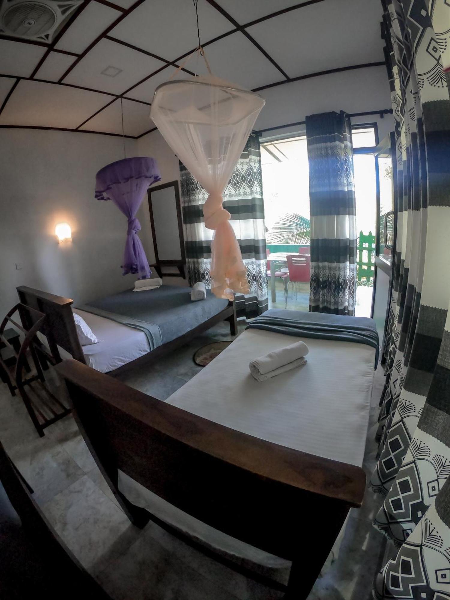 9 Arch View Rest Inn 엘라 외부 사진