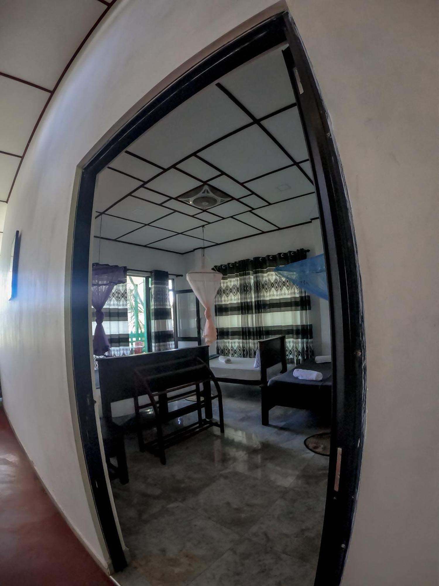 9 Arch View Rest Inn 엘라 외부 사진