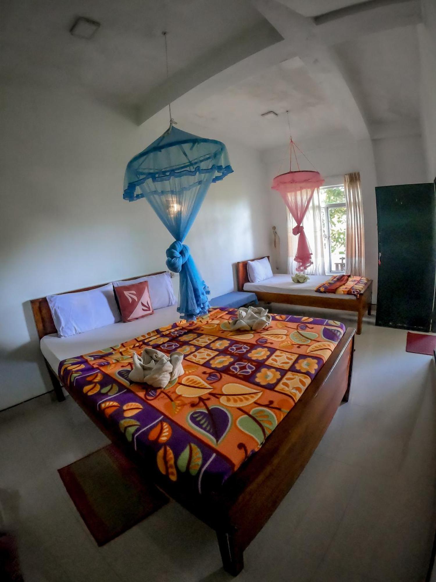 9 Arch View Rest Inn 엘라 외부 사진