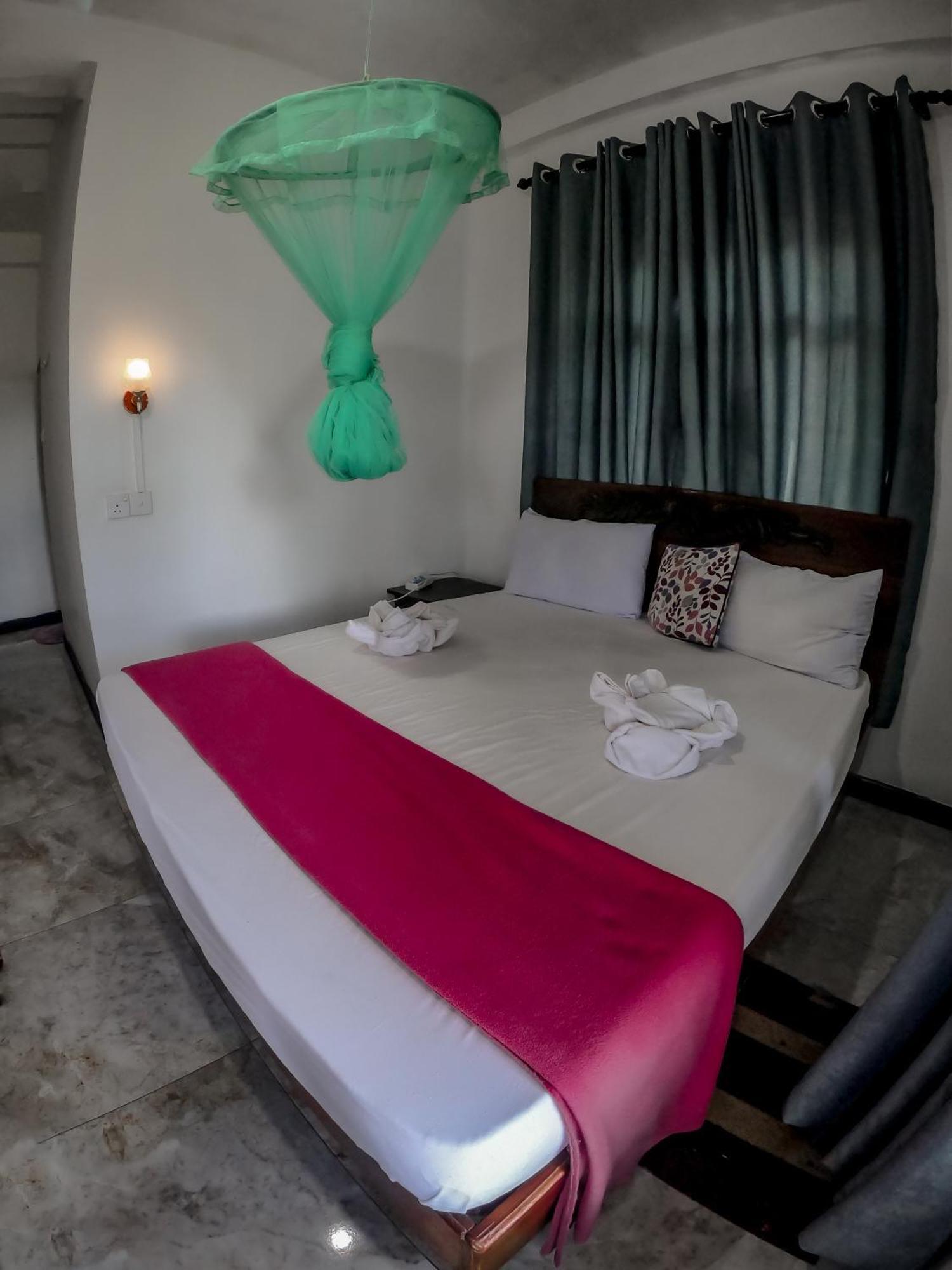9 Arch View Rest Inn 엘라 외부 사진