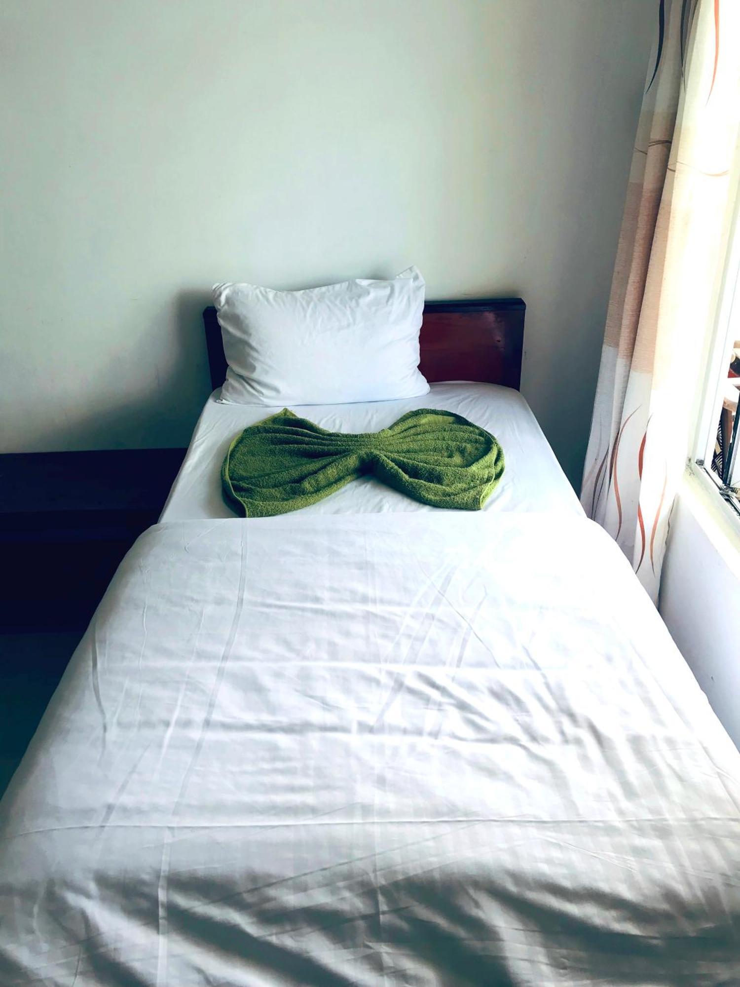9 Arch View Rest Inn 엘라 외부 사진