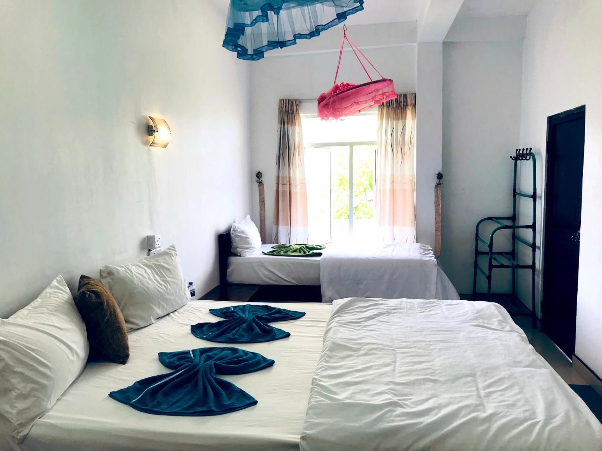 9 Arch View Rest Inn 엘라 외부 사진