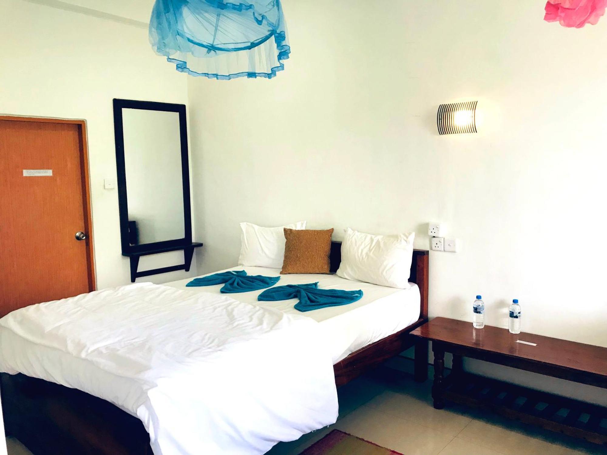 9 Arch View Rest Inn 엘라 외부 사진
