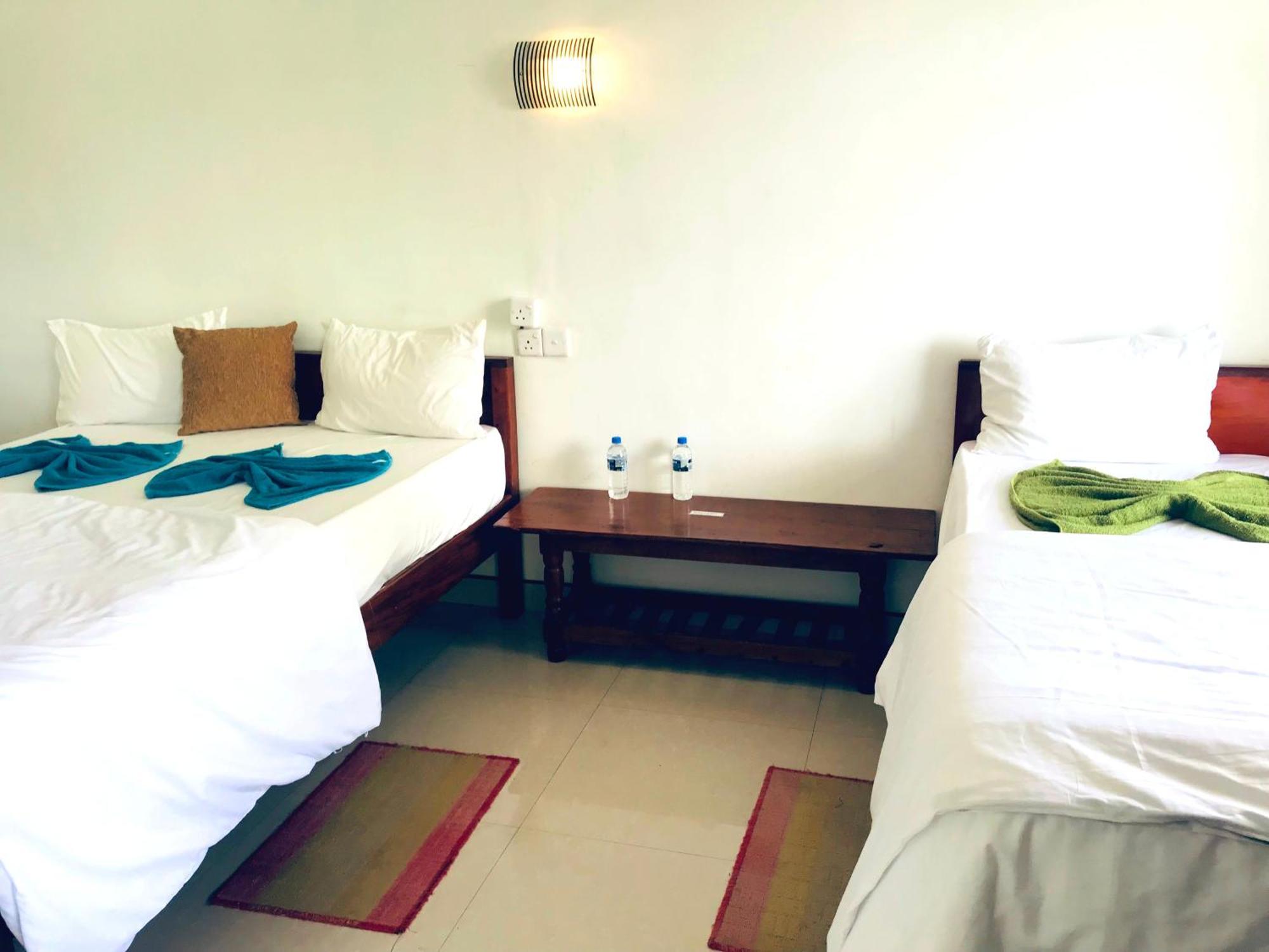 9 Arch View Rest Inn 엘라 외부 사진