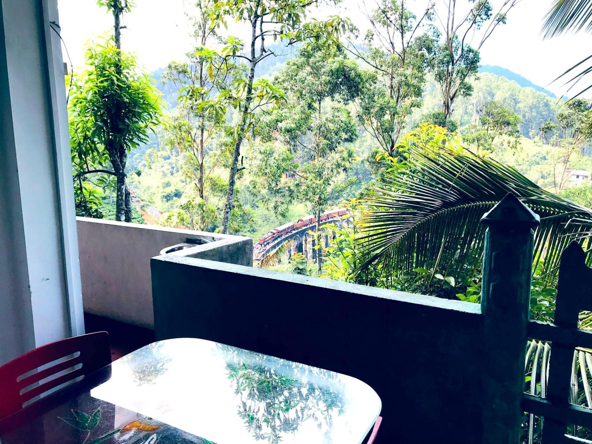 9 Arch View Rest Inn 엘라 외부 사진