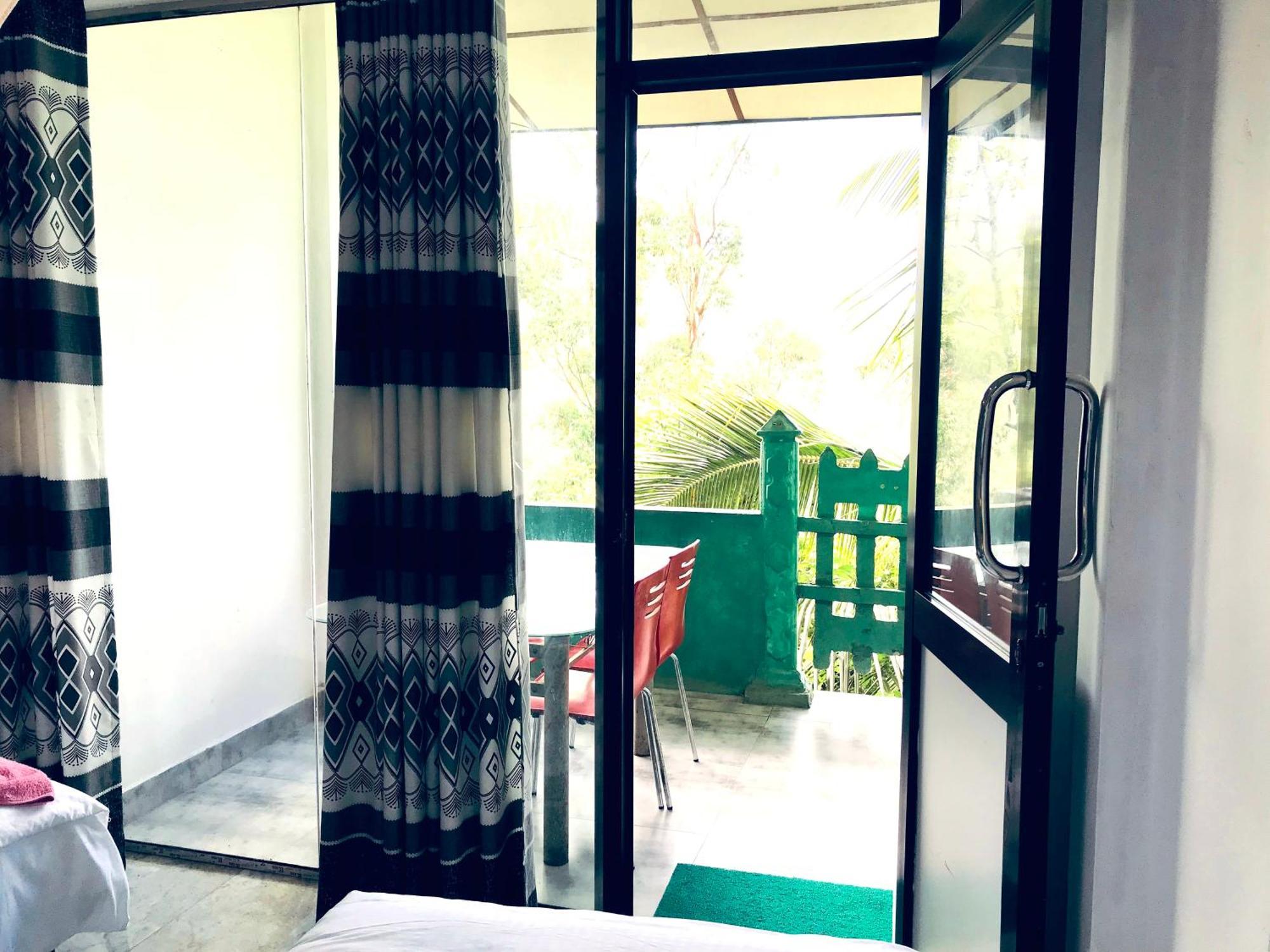9 Arch View Rest Inn 엘라 외부 사진